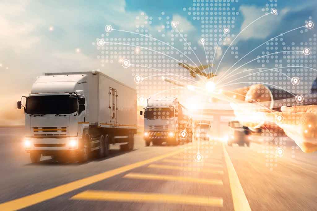 Logistics support connection to in transit vehicles